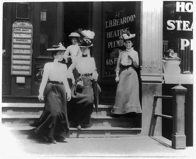 frances benjamin johnston local women leaving work